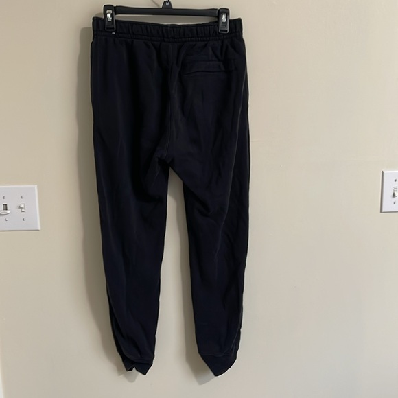 Young Adult Nike sweat pants size small - Picture 3 of 4